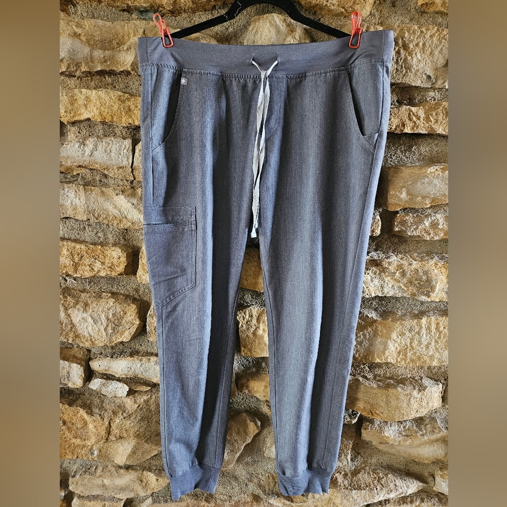 Women's Figs Technical collection Jogger Scrub Pants